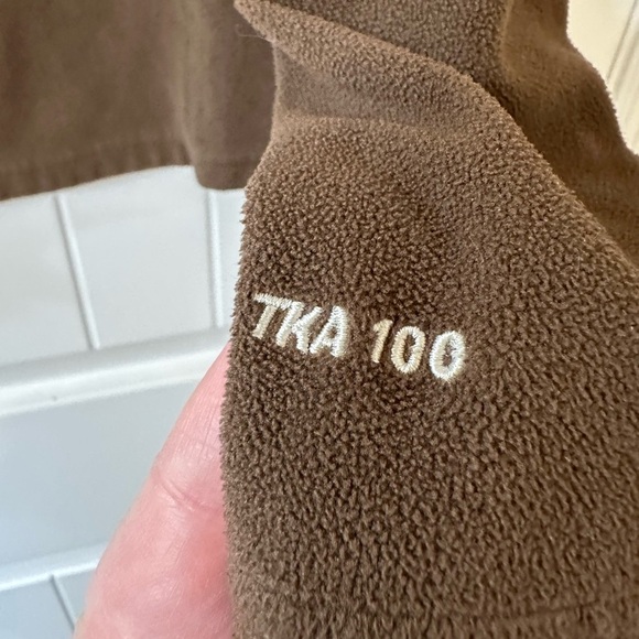 The North Face Women's Aljo Fleece Quarter Zip Pullover in Brown, Size Medium - Picture 5 of 8